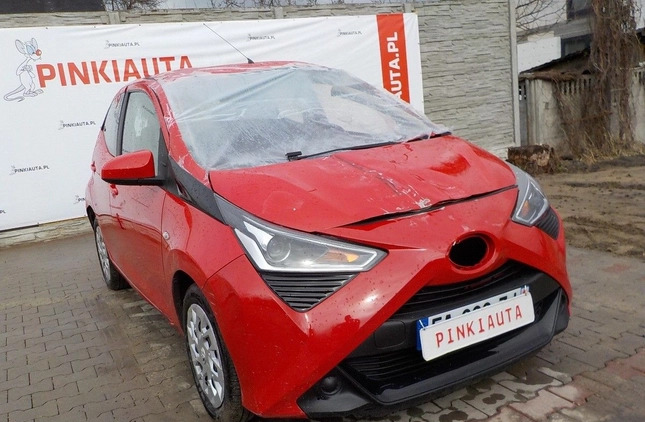 Toyota Aygo cena 16900 przebieg: 33769, rok produkcji 2018 z Kożuchów małe 466